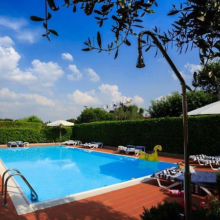 Bellasirmione Holiday Apartments ภายนอก รูปภาพ
