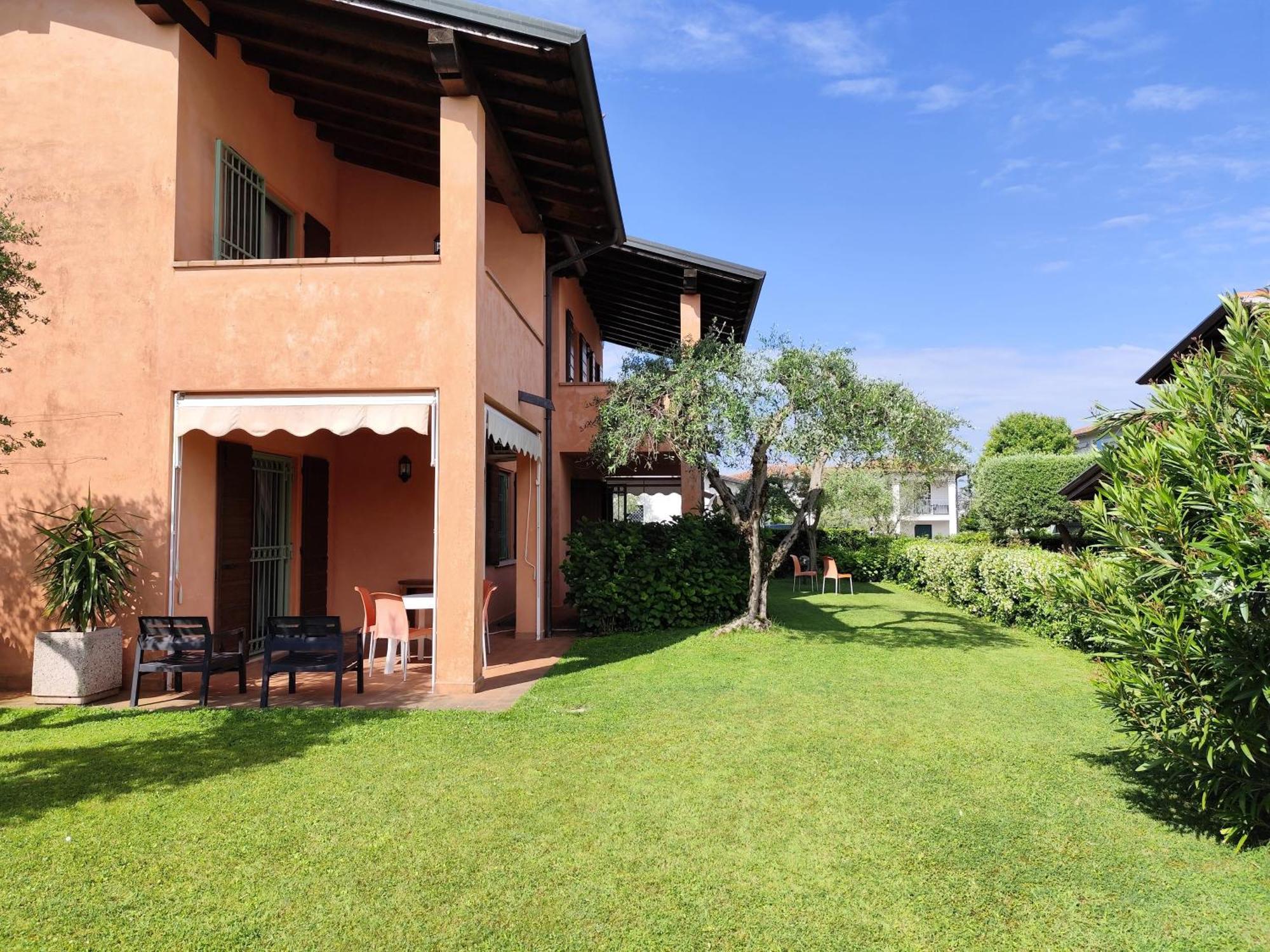 Bellasirmione Holiday Apartments ภายนอก รูปภาพ