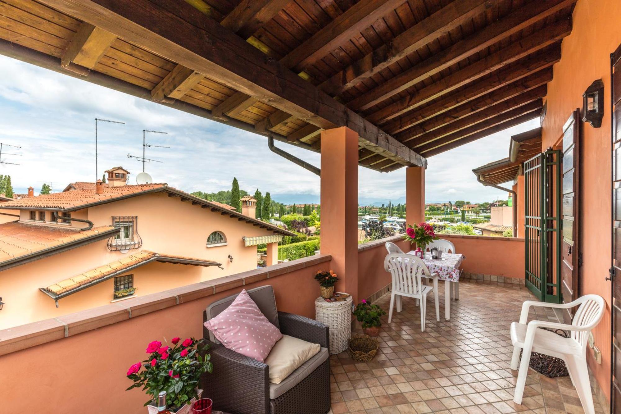 Bellasirmione Holiday Apartments ภายนอก รูปภาพ
