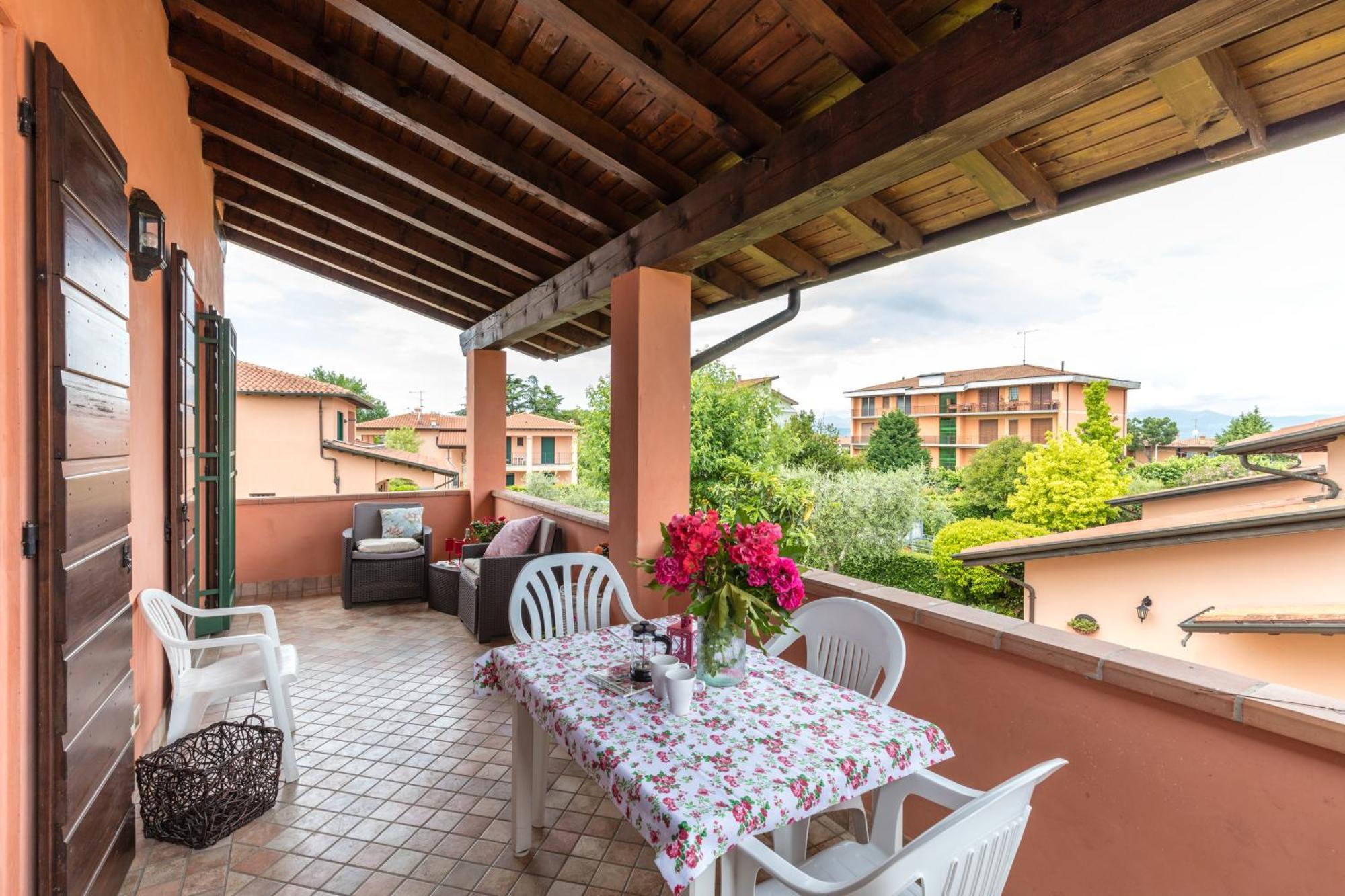 Bellasirmione Holiday Apartments ภายนอก รูปภาพ