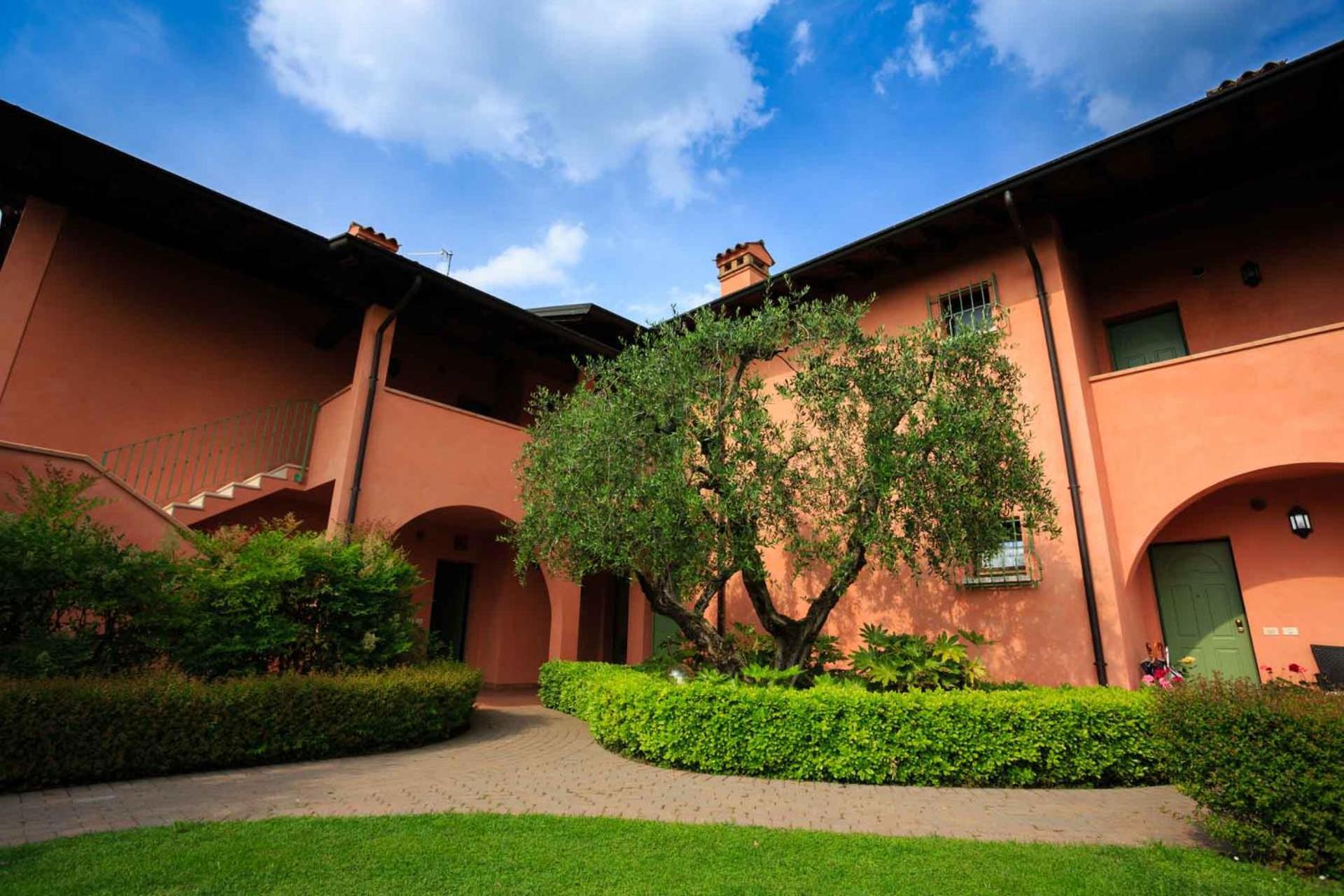 Bellasirmione Holiday Apartments ภายนอก รูปภาพ