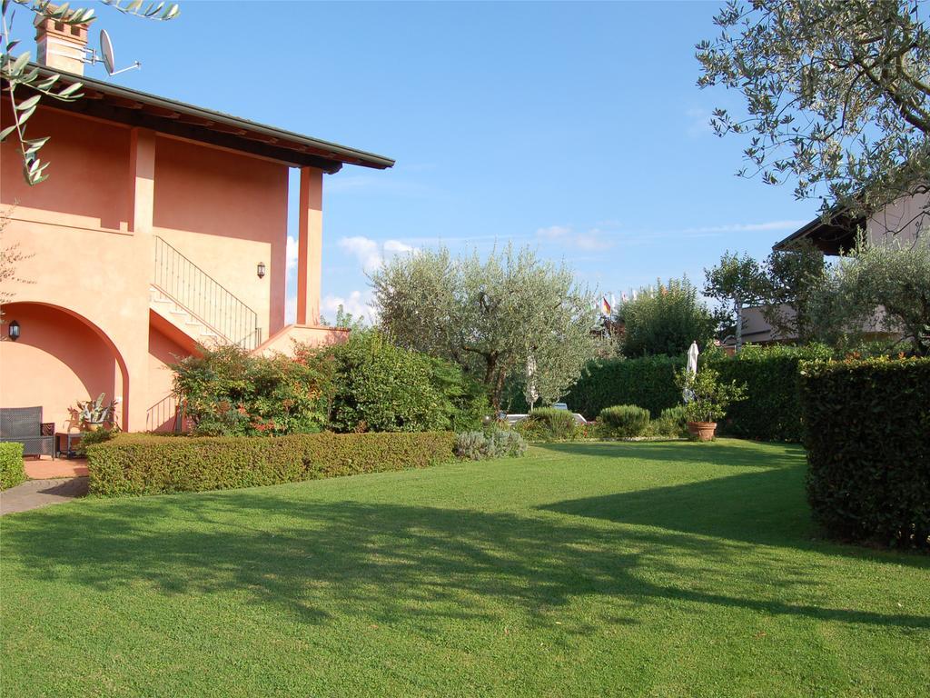 Bellasirmione Holiday Apartments ภายนอก รูปภาพ